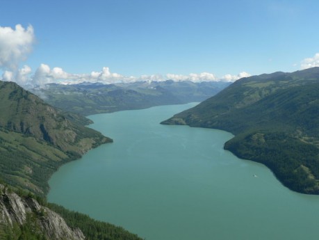 lake_kanas